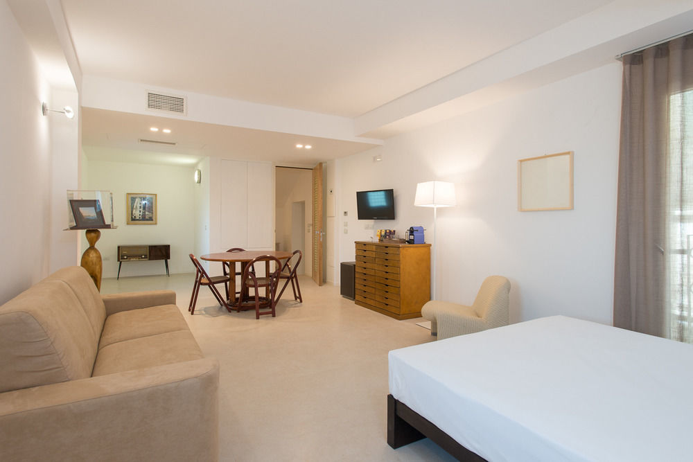 Le Bifore Charming House Lecce Ngoại thất bức ảnh