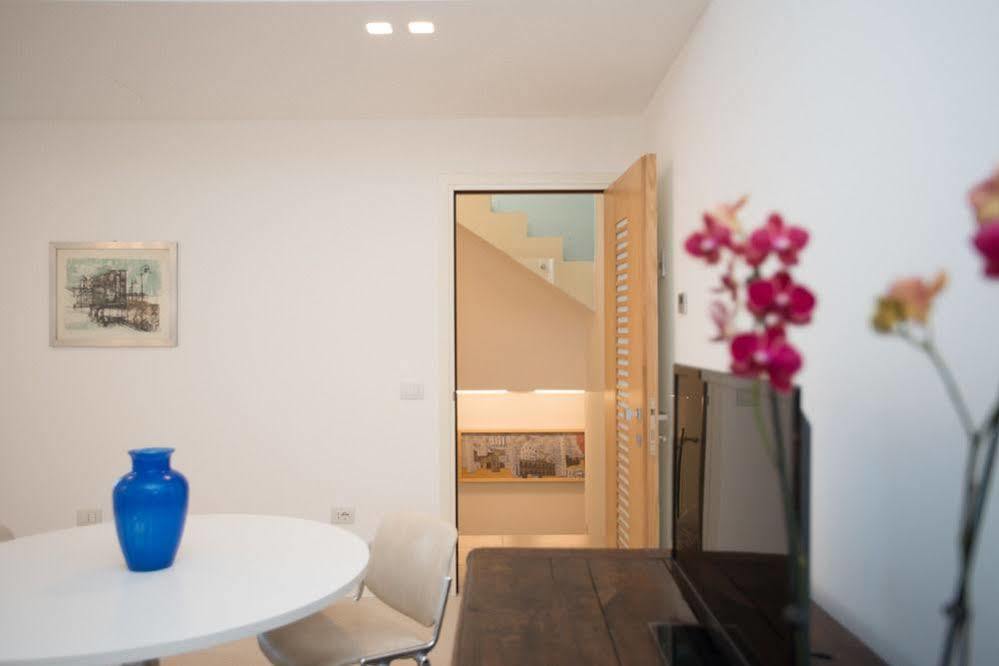 Le Bifore Charming House Lecce Ngoại thất bức ảnh