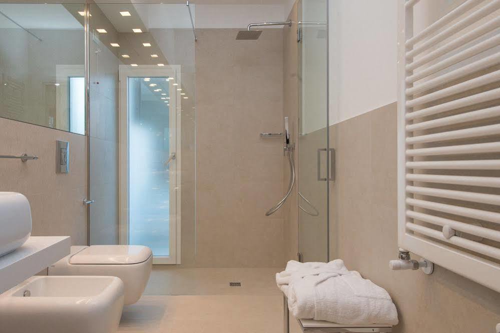 Le Bifore Charming House Lecce Ngoại thất bức ảnh